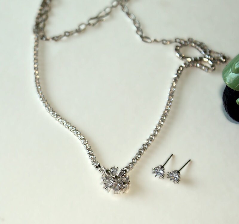 Necklace03
